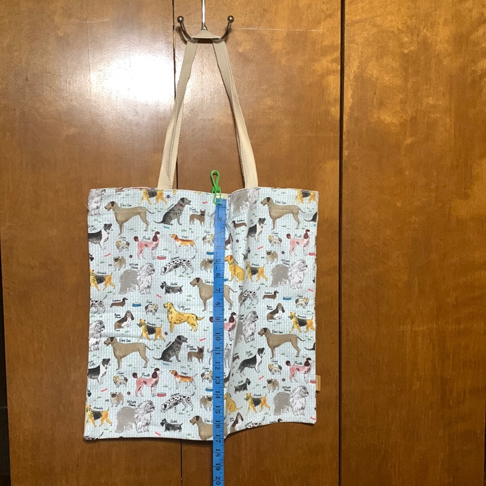 MILLY GREEN- Canvas Bag with Snap. Lots of Doggies 😍 Designed in Britain 🇬🇧